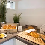 Garner Stuhr - A1 By Ihg Hotel 4*