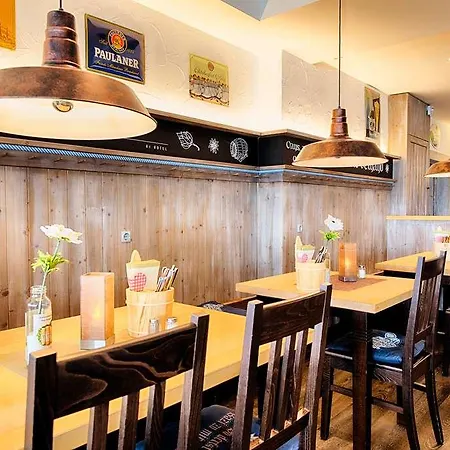 Garner Stuhr - A1 By Ihg Hotel 4*