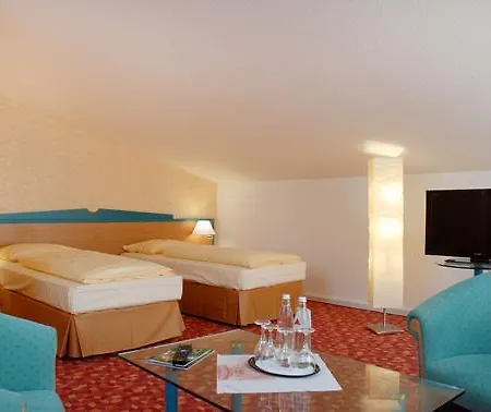 호텔 Garner Stuhr - A1 By Ihg 4*