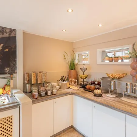 酒店 Garner Stuhr - A1 By Ihg