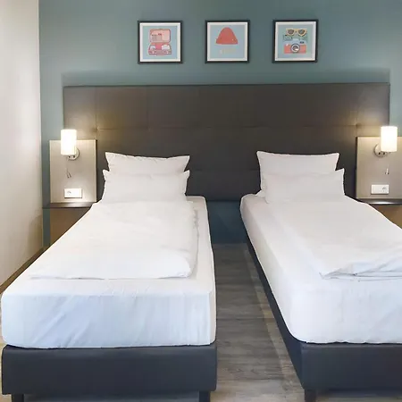 Garner Stuhr - A1 By Ihg Bremen