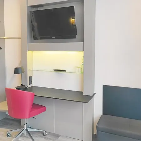 Select A1 Bremen-stuhr Hotel 4*