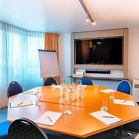 فندق Garner Stuhr - A1 By Ihg 4*