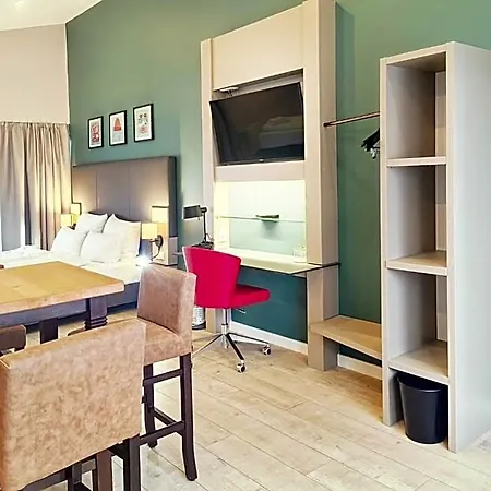 Garner Stuhr - A1 By Ihg 4*