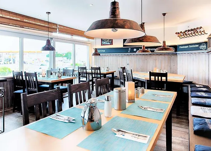 Garner Stuhr - A1 By Ihg Otel