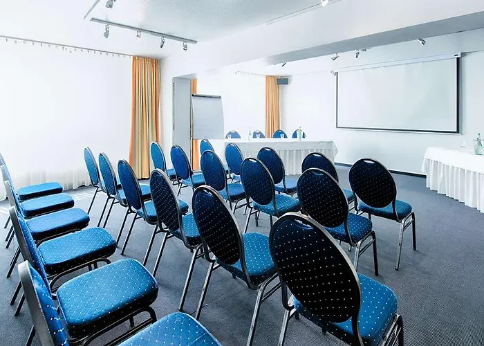 Garner Stuhr - A1 By Ihg 4*