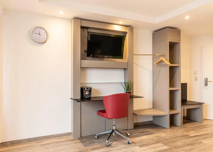 Garner Stuhr - A1 By Ihg 4* Bremen