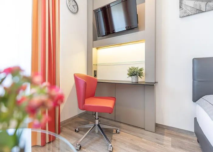 Garner Stuhr - A1 By Ihg Bremen